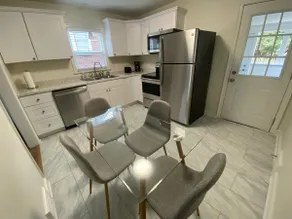 Home Near HPU-Furniture Market-High Point Hospital - Image 4