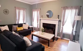 Cozy Pittsburg Atlanta Bungalow - Image 2