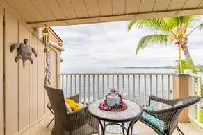 Seaside Chic OceanFront @ Kona's Sea Village - Image 3