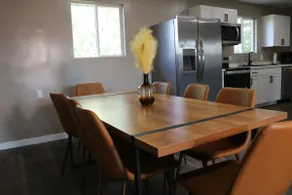 Westover Cottage-5bdrm-Close to Everything - Image 2