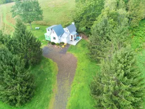 Meadowlark, a delightful and unique Catskill Mountain Cottage. Extraordinary - Image 3