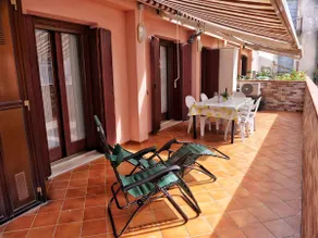BigTerrace - Studio apartment with bedroom. Modernized - Image 2
