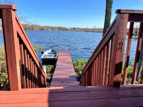 Pocono Lakefront · Sauna, Boats & Dog-Friendly - Image 3