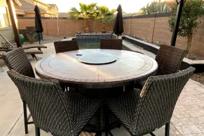 Pool with ”Baja Shelf” & water features to enjoy! - Image 2