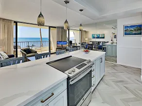 *UNINTERRUPTED 180° OCEANFRONT AND PRISTINE Remodel - Image 3