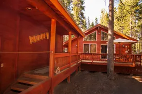 Cozy Truckee cabin in Tahoe Donner with modern luxuries and e-vehicle charging - Image 5