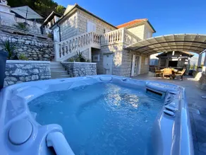 Villa FJERA - sea view, 2 hot tubs, BBQ... - Image 2