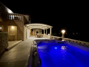 Villa FJERA - sea view, 2 hot tubs, BBQ... - Image 5