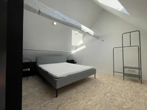 Duplex in the historic heart of Liège - 3rd floor - Image 4