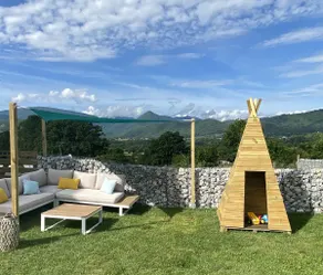 Villa with Jacuzzi / Pétanque overlooking the Pyrenees - Image 4