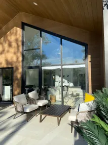 Bright & Modern Home: Heated Pool Open until 10/19 - Image 2