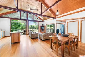 Serenity -The Perfect Pet Friendly Beach House - - Image 5