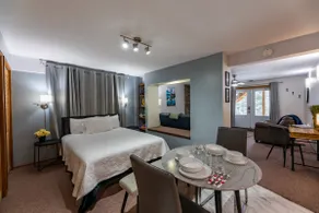 Forest's Edge Private Suite - Kitchenette & BBQ - Image 5