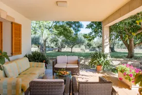 cozy country house with pool in private plot - Image 4