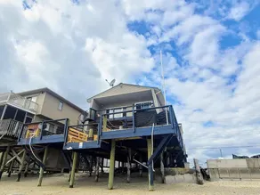 4 bed/2 bath Little piece of paradise! Pet friendly - Image 4