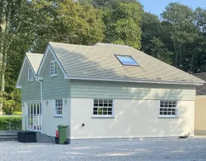 Luxury retreat with hot tub & wood burner - Mylor - Image 3