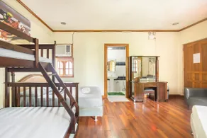 1 min. walk from Ayala Mall -Private Vacation Home - Image 5