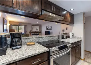 Frisco One Bed One Bath Condo - Image 5