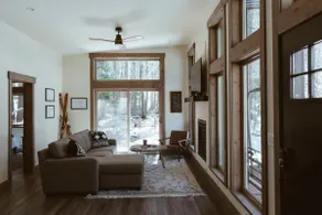 Chairlift Lodge-Soda Springs-Pet Friendly - Image 5