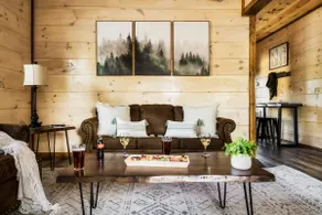 Great location! Cabin w/Game Room & Hot tub - Image 5