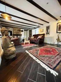 A Tranquil, quirky cottage with large garden - perfect for families - Image 4
