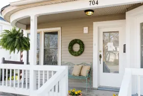 Maison 704; A Downtown Charlevoix Vintage Charmer - Image 2