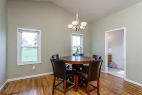 The Homeplace - Private House with Backyard - Image 5