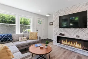 Lake Como Retreat • Walk to Beach • Firepit • - Image 4