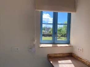 Vue du chateau a La Petite Ferme d'Alpacas - Image 2