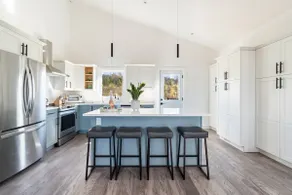 Spacious modern cottage with incredible views in the Bruce Peninsula - Image 5