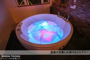 Makino Terrace  GlampingJacuzzi in Metasequoia - Image 4