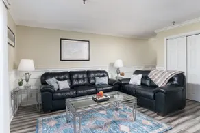 Updated 1 bedroom condo across from Winnipesaukee - Image 3