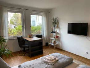 RR | Tiny Apartment | Parking | Kitchen | WIFI - Image 3