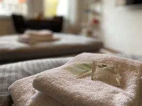 RR | Tiny Apartment | Parking | Kitchen | WIFI - Image 4
