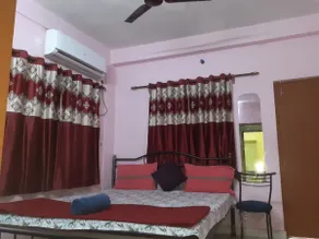 Airbnb Apartment Home - Image 4
