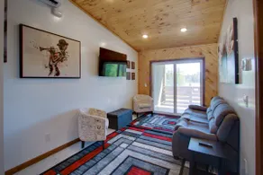 The Bradford *Hot Tub *King Bed *Crystal Mountain! - Image 5