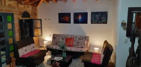 Beautiful cabin with river access in San Rafael area - Image 5