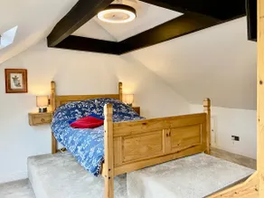 Luxury hi-spec large Victorian townhouse, sleeps 9.  Free wifi and feee parking. - Image 5