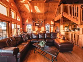River View Lodge: Huge 3BR/3.5BA w/ stunning views - Image 3