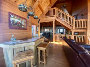 River View Lodge: Huge 3BR/3.5BA w/ stunning views - Image 4