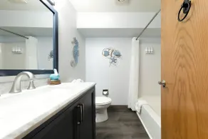 King Bed, Oceanfront, Fireplace, Dishwasher - Image 3