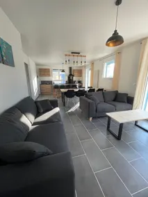 4-bedroom house · Sauna, Jacuzzi & Garden. Mountains - Image 3