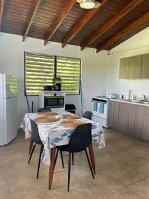 6 min walk to beach / private pool/ AC - Image 4
