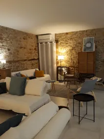 Air-conditioned cottage, private heated pool, 8 people, 4 bedrooms - Image 3