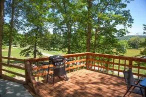 The Hillside Cabin near the Illinois River - Image 2