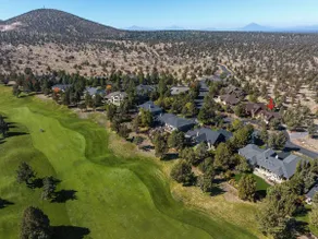 4BR Spacious Retreat w. Hot tub & Pet Friendly - Image 3