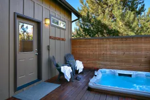 4BR Spacious Retreat w. Hot tub & Pet Friendly - Image 2
