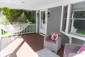 Beautiful House and Yard near town and beaches - Image 2
