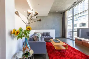 Modern Loft, Clean, Quiet, WiFi, Cable, Parking - Image 3
