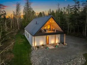 *Stunning Bay Views & Sunsets*Covered Deck+Firepit - Image 2